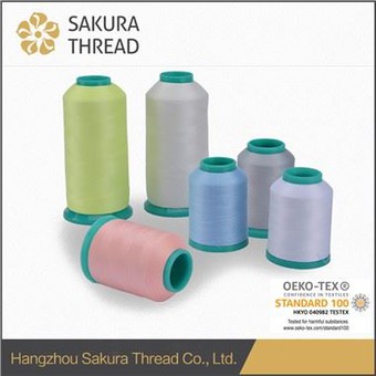 暗闇で光る刺繍糸